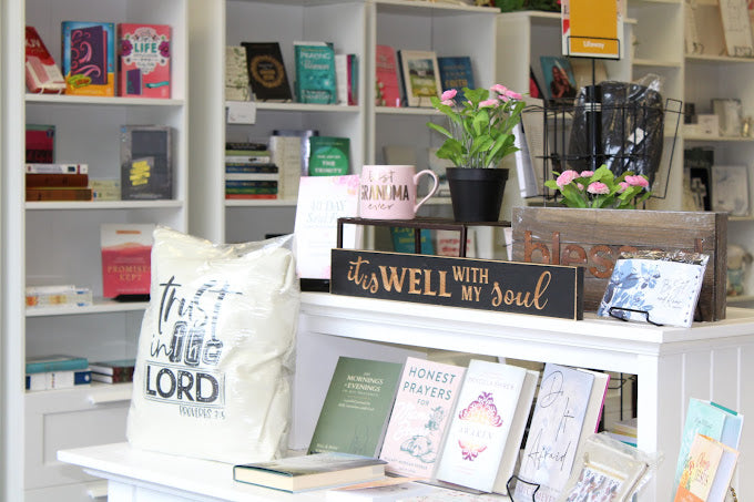 Girl Boss Prays